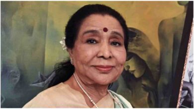 आशा भोसले स्वास्थ्य अपडेट, Asha Bhosle hospitalized, Breach Candy Hospital news, singer Asha Bhosle ICU, Bollywood singer health news
