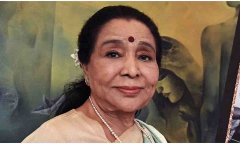 आशा भोसले स्वास्थ्य अपडेट, Asha Bhosle hospitalized, Breach Candy Hospital news, singer Asha Bhosle ICU, Bollywood singer health news