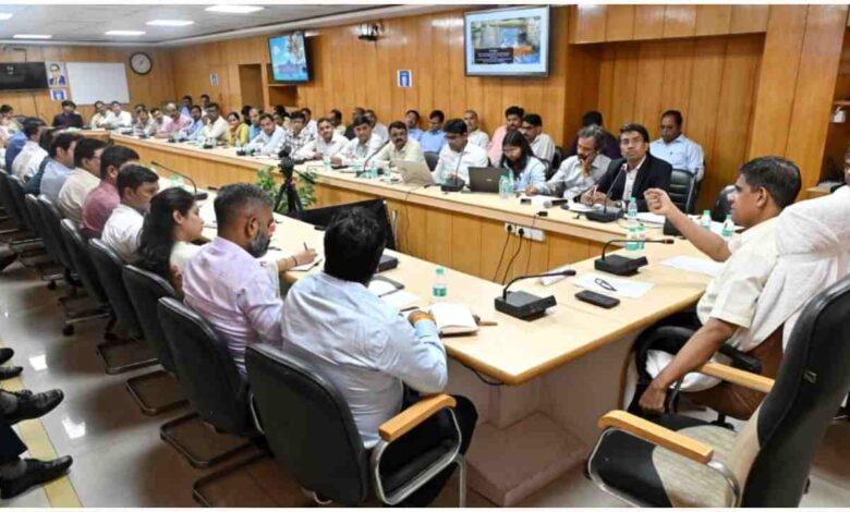 UP Gramya Vikas workshop, Social media training BDO, GS Priyadarshi news, Rural development UP news, Development reporting India, Government social media strategy, Lucknow workshop news