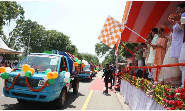 Lucknow Clean City Initiative, Yogi Adityanath EV Vehicles Launch, Uttar Pradesh Swachhta Mission, Electric Garbage Vehicles Lucknow, Green Energy Uttar Pradesh, Lucknow Development News