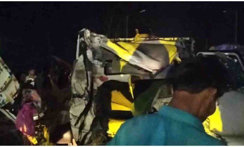 बिहार सड़क हादसा, कटिहार बस पिकअप दुर्घटना, NH-31 एक्सीडेंट बिहार, bus pickup accident Katihar, Bihar accident news today, road accident Bihar