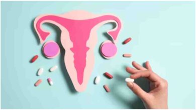 ओवेरियन कैंसर, Ovarian Cancer Symptoms, BEACH Acronym, ओवेरियन कैंसर के लक्षण, World Ovarian Cancer Day 2026, Bloating Symptoms, Women Health, Cancer Awareness