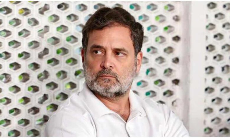 राहुल गांधी सेक्रेटरी फ्रॉड, कांग्रेस नेताओं से ठगी, कनिष्क सिंह बनकर ठगी, गौरव कुमार गिरफ्तार, देहरादून पुलिस मामला, कांग्रेस टिकट दिलाने के नाम पर ठगी, Truecaller फर्जी ID, राजनीतिक धोखाधड़ी मामला