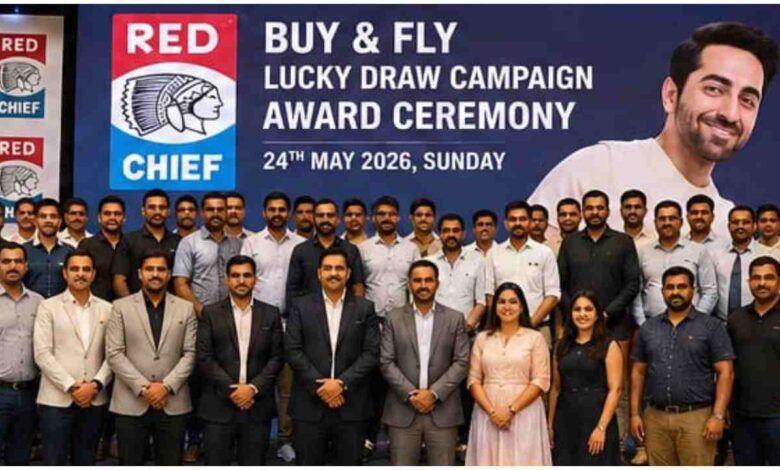 Red Chief Lucky Draw Campaign, Red Chief Award Ceremony, Lucknow Event News, Buy and Fly Campaign, Red Chief Footwear, Lifestyle Brand Event, लखनऊ कार्यक्रम, रेड चीफ लकी ड्रॉ