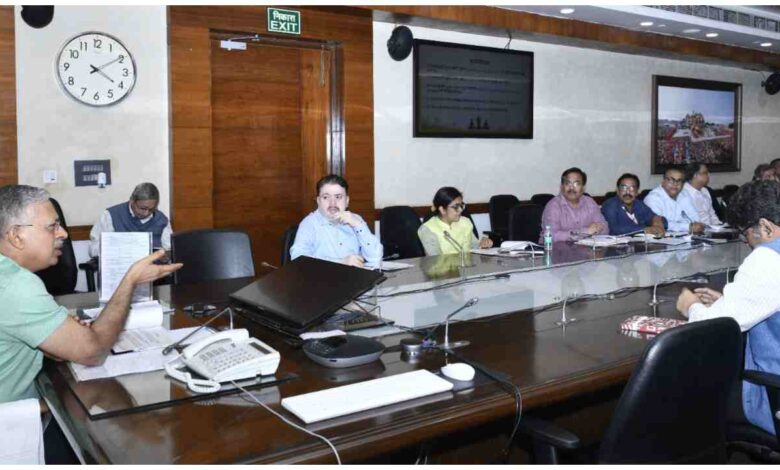 योग दिवस 2026, योग सप्ताह उत्तर प्रदेश, यूपी योग कार्यक्रम, मुख्य सचिव एसपी गोयल, Guinness World Record Yoga, योग दिवस आयोजन, International Yoga Day 2026, Yoga Day UP, SP Goyal, Uttar Pradesh News, Yoga Week, AYUSH Ministry, Guinness World Record Yoga, Lucknow News, Yoga Campaign, UP Government News