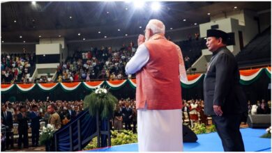 PM Modi Indonesia Parliament Speech, पीएम मोदी इंडोनेशिया दौरा, भारत इंडोनेशिया संबंध भारत विस्तारवाद में भरोसा नहीं करता, गंगा-महाकम विजन, भारत-इंडोनेशिया 14 समझौते, बिन्तांग अदिपुर्ना सम्मान, PM Modi, Indonesia, India Indonesia Relations, Narendra Modi, Expansionism, Ganga Mahakam Vision, BrahMos, Indo-Pacific, Foreign Policy, International News