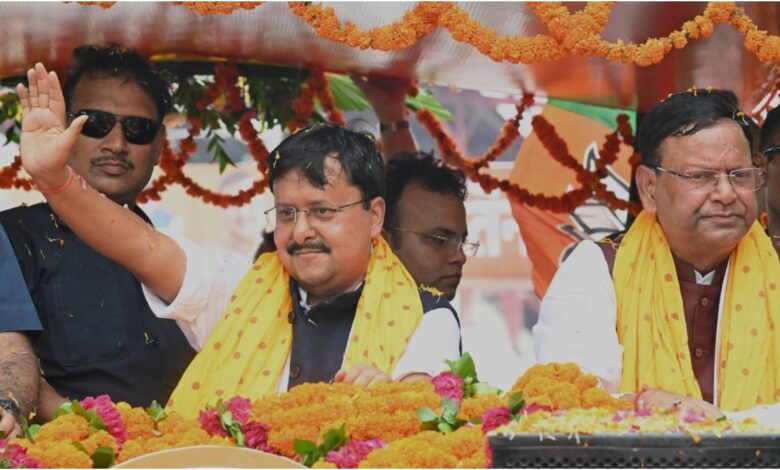 UP News, नितिन नवीन लखनऊ दौरा, BJP राष्ट्रीय अध्यक्ष, 2027 यूपी विधानसभा चुनाव, नितिन नवीन, योगी सरकार, बीजेपी संगठन, अखिलेश यादव, राम मंदिर विवाद