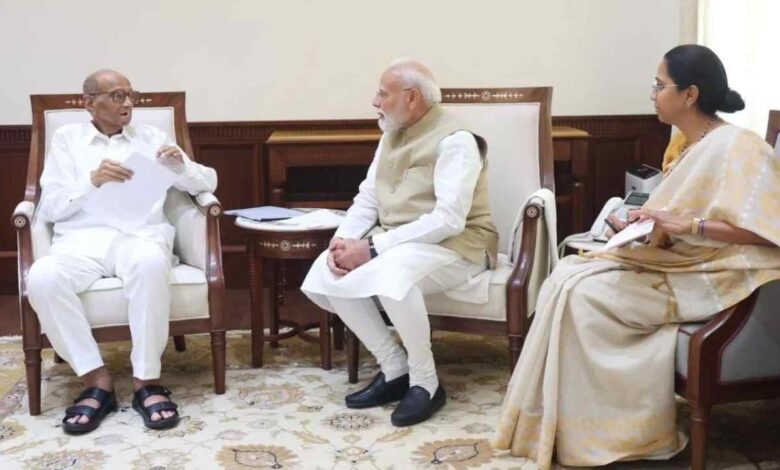 PM Modi Sharad Pawar Meeting, Sharad Pawar News, Supriya Sule, Narendra Modi, NCP Sharad Pawar, NDA News, Farmers Memorandum, प्रधानमंत्री मोदी, शरद पवार, सुप्रिया सुले