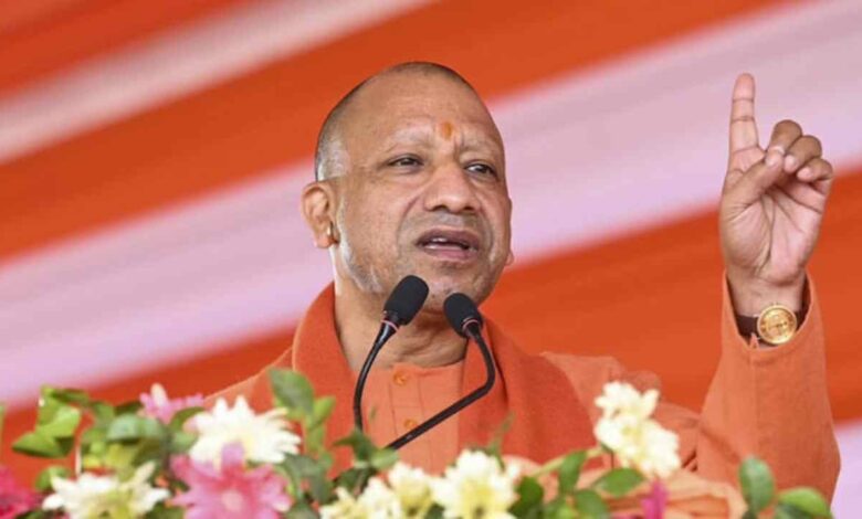 CM Yogi Gorakhpur, Yogi Adityanath, बूथ अध्यक्ष सम्मेलन, सैफई सिंडिकेट, समाजवादी पार्टी, कांग्रेस, BJP 2027 Election, गोरखपुर न्यूज, मुख्यमंत्री योगी, उत्तर प्रदेश राजनीति