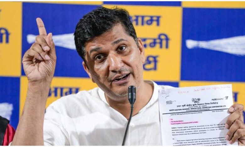 दिल्ली H1N1 केस, दिल्ली स्वाइन फ्लू, H1N1 cases Delhi, Swine Flu Delhi, सौरभ भारद्वाज, AAP Delhi, दिल्ली में H1N1 के मामले, दिल्ली स्वाइन फ्लू केस, जेपी नड्डा H1N1, Delhi H1N1 latest news, H1N1 symptoms