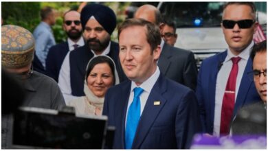 सर्जियो गोर, Sergio Gor Kashmir visit, Sergio Gor J&K, जम्मू कश्मीर, J&K News, Pakistan US relations, पाकिस्तान अमेरिका विवाद, US Ambassador India, अमेरिकी राजदूत सर्जियो गोर, उमर अब्दुल्ला, Kashmir News, Pakistan summons US diplomat, Jammu Kashmir latest news