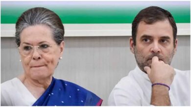 वंदे मातरम विवाद, Vande Mataram Controversy, सोनिया गांधी, राहुल गांधी, मल्लिकार्जुन खड़गे, BJP, कांग्रेस, ओडिशा BJP, BJYM, वंदे मातरम अपमान, स्वतंत्रता दिवस विवाद, कांग्रेस मुख्यालय, राष्ट्रीय गीत विवाद
