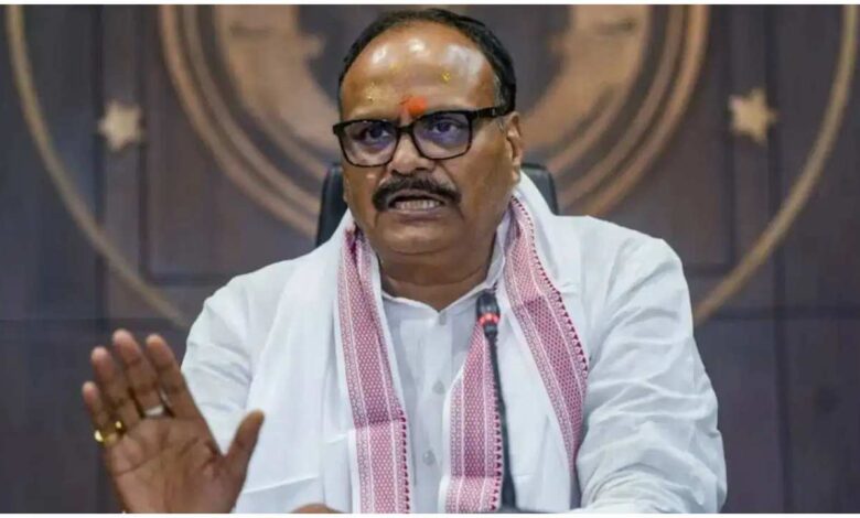 UP में 26 डॉक्टर बर्खास्त, UP 26 Doctors Dismissed, UP डॉक्टर बर्खास्त, ब्रजेश पाठक बड़ा एक्शन, Uttar Pradesh Health Department, सरकारी डॉक्टरों पर कार्रवाई, डॉक्टर ड्यूटी से गैरहाजिर, यूपी स्वास्थ्य विभाग कार्रवाई, Brajesh Pathak News, UP Government Hospital News, OPD IPD Monitoring, डॉक्टरों की सेवाएं समाप्त, Uttar Pradesh Doctors Action, Uttar Pradesh News, Lucknow News, Brajesh Pathak, Health Department, UP Government, Doctors, Government Hospitals, Medical News, Breaking News, UP Health News