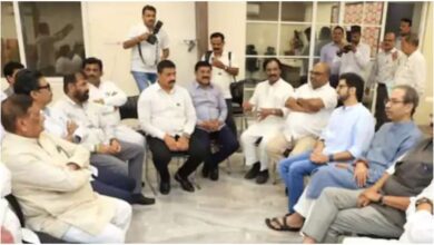 Maharashtra Politics, Eknath Shinde, Uddhav Thackeray, Shiv Sena, Shiv Sena UBT, Operation Tiger 4, Maharashtra News, Political News, Maharashtra Politics, महाराष्ट्र राजनीति, ठाकरे गुट के 14 विधायक, एकनाथ शिंदे, उद्धव ठाकरे, ऑपरेशन टाइगर-4, शिवसेना UBT, शिवसेना शिंदे गुट, महाराष्ट्र में सियासी हलचल, महाराष्ट्र विधानसभा, ठाकरे गुट के विधायक, शिंदे गुट में शामिल विधायक