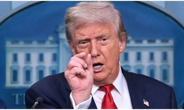 Trump CNN White House ban, Trump CNN ban, Trump White House media ban, CNN White House ban, White House pool coverage, ABC CBS NBC Fox News CNN, Trump media ban 2026, CNN Trump lawsuit, Trump First Amendment, White House press access, CNN MS NOW Politico lawsuit