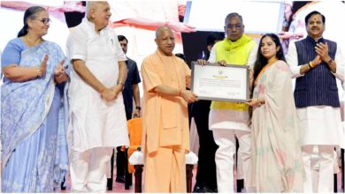 सीएम योगी आदित्यनाथ, UP Government Jobs, उत्तर प्रदेश सरकारी नौकरी, मिशन रोजगार यूपी, ग्राम पंचायत अधिकारी नियुक्ति, योगी आदित्यनाथ सपा पर हमला, यूपी में सरकारी नौकरी, ग्राम पंचायत विकास, मुख्यमंत्री योगी नियुक्ति पत्र, UP News Today