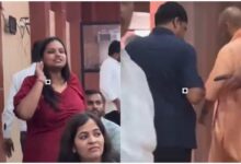 योगी आदित्यनाथ प्रेस कॉन्फ्रेंस विवाद, अखिलेश यादव योगी आदित्यनाथ, योगी प्रेस कॉन्फ्रेंस वीडियो, पत्रकार के सवाल पर विवाद, अजय राय योगी सरकार, उत्तर प्रदेश प्रेस स्वतंत्रता विवाद, CJP Akhilesh Yadav, योगी आदित्यनाथ वायरल वीडियो, योगी आदित्यनाथ, अखिलेश यादव, उत्तर प्रदेश राजनीति, प्रेस कॉन्फ्रेंस विवाद, कांग्रेस, CJP, पत्रकार, प्रेस स्वतंत्रता