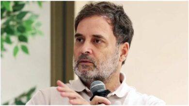 राहुल गांधी कांग्रेस सचिव बैठक, कांग्रेस संगठनात्मक फेरबदल, Congress reshuffle 2026, राहुल गांधी बैठक, कांग्रेस सचिवों की भूमिका, प्रियंका गांधी, केसी वेणुगोपाल, कांग्रेस संगठन समाचार, Rahul Gandhi, Congress News, Congress Reshuffle, Priyanka Gandhi, KC Venugopal, Mallikarjun Kharge, Indian Politics, Political News