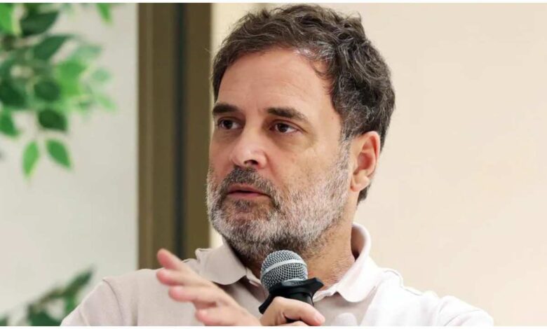 राहुल गांधी कांग्रेस सचिव बैठक, कांग्रेस संगठनात्मक फेरबदल, Congress reshuffle 2026, राहुल गांधी बैठक, कांग्रेस सचिवों की भूमिका, प्रियंका गांधी, केसी वेणुगोपाल, कांग्रेस संगठन समाचार, Rahul Gandhi, Congress News, Congress Reshuffle, Priyanka Gandhi, KC Venugopal, Mallikarjun Kharge, Indian Politics, Political News