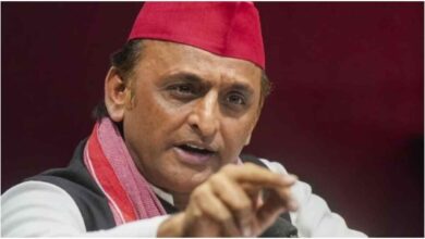 आजमगढ़ वोटर लिस्ट गड़बड़ी, विकास यादव वोटर लिस्ट, अखिलेश यादव शिकायत, निर्वाचन आयोग कार्रवाई, आजमगढ़ मतदाता सूची, BLO पर कार्रवाई, ERO AERO जांच, यूपी वोटर लिस्ट