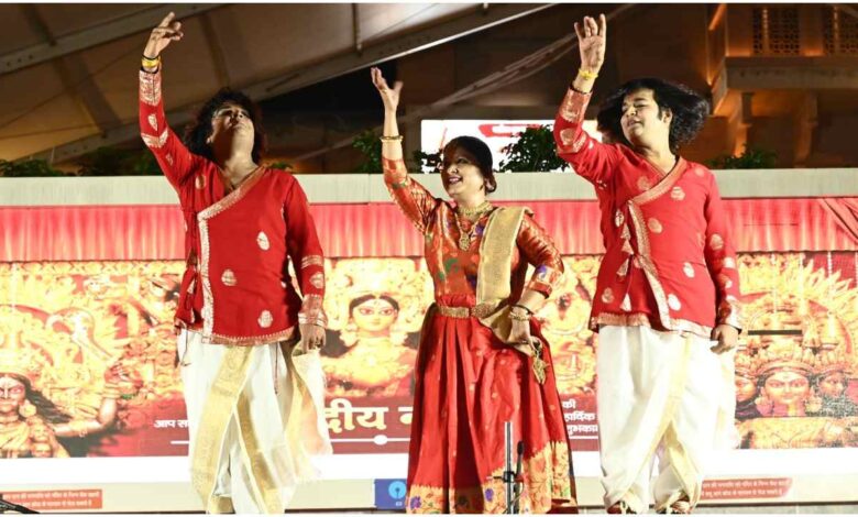 शारदीय नवरात्रि 2026, काशी विश्वनाथ धाम समाचार, वाराणसी नवरात्रि समाचार, काशी विश्वनाथ मंदिर कलश स्थापना, मां भगवती की पूजा, काशी विश्वनाथ धाम सांस्कृतिक संध्या, नवरात्रि भजन कार्यक्रम वाराणसी, मां विशालाक्षी मंदिर, नवदुर्गा मंदिर, Kashi Vishwanath Dham Navratri 2026